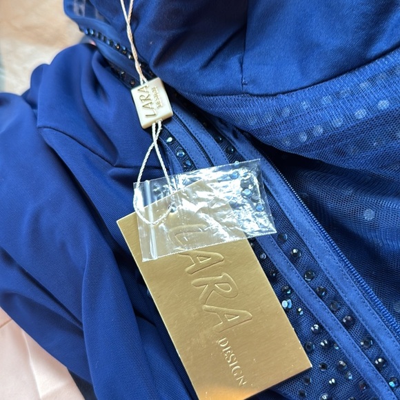 Lara Design Prom/Wedding Gown. - Picture 10 of 16